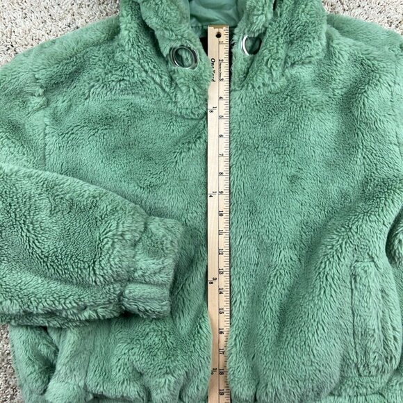 Ambience Outerwear Women's Green Faux Fur Fluffy Soft Jacket size L Full Zip - Picture 6 of 9